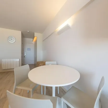On Seafront With Pool And Terrace, Cleaning Included Apartment *